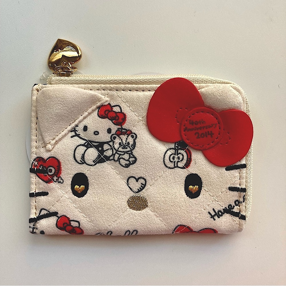 Sanrio Original | Hello Kitty 40th Anniversary (2014)
Coin Purse
